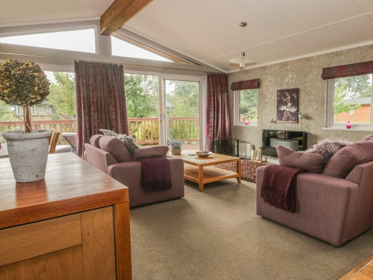 Bulmer Farm Lodge Malton Exteriör bild